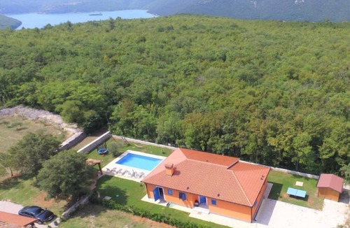 Trget House | Vacation home Ana by Interhome