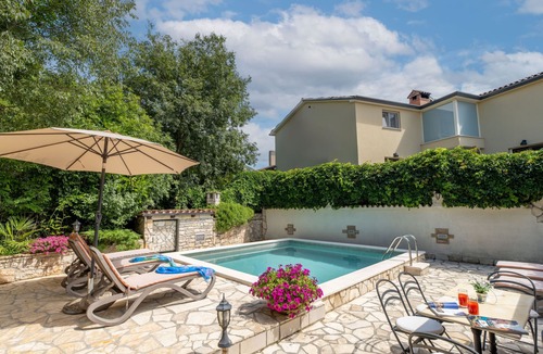 Vozilici House | Vacation home Gianni by Interhome