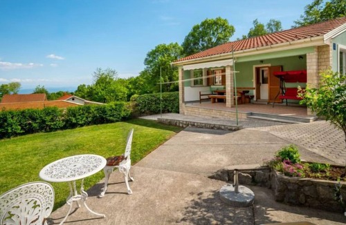 Veprinac House | Vacation home Nevena in Opatija/Veprinac - 4 persons, 2 bedrooms