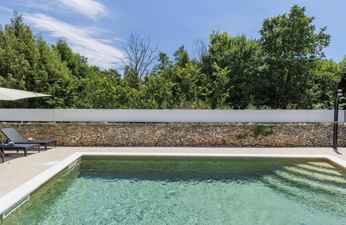 Pomer House | Vacation home Marija by Interhome