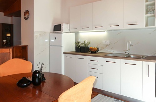 Rasa House | Vacation home Noel by Interhome