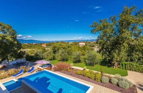 Milovcici House | Vacation home Roko by Interhome