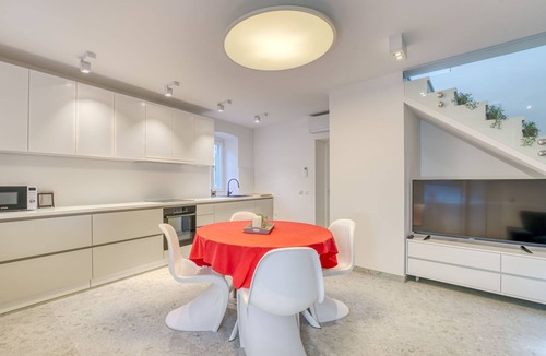 Mali Losinj House | Vacation home Tanja by Interhome