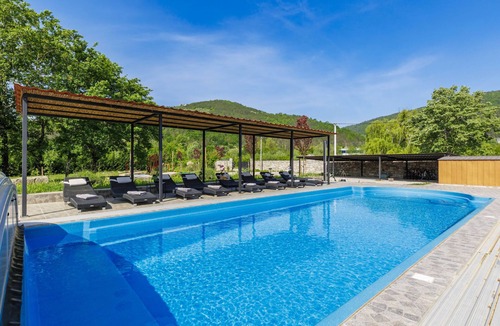 Gradinje House | Vacation home Tina by Interhome