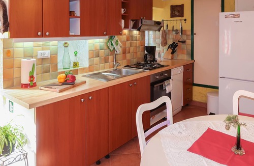Tulisevica House | Vacation home Vera by Interhome