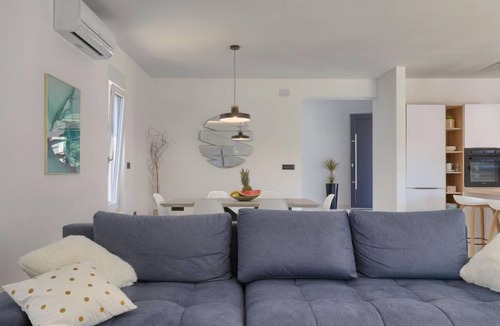 Filipana House | Vacation home Vine by Interhome