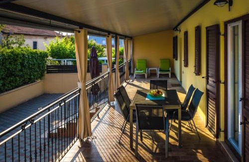 Vinkuran Villa | Vacation house Maria, big garden, private parking