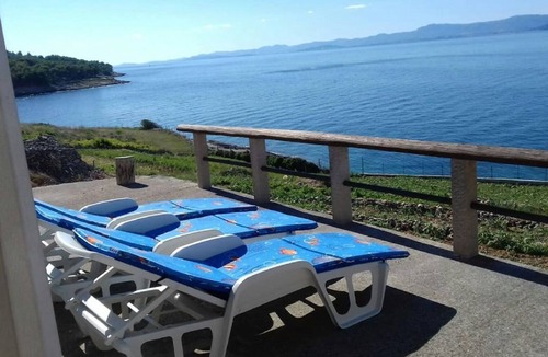 Praznica House | Vacation House, PRIVATE BEACH, PARKING INCLUDED