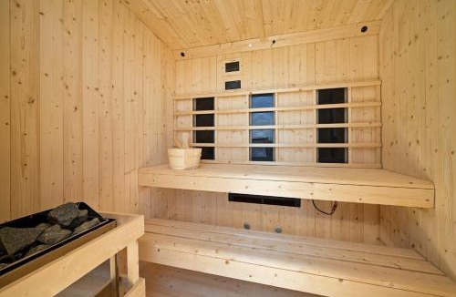 Veliko Trgovisce House | View&Wine Jacuzzi -Tuheljske toplice