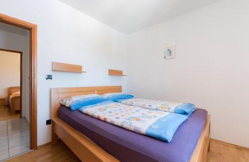Bartici Villa | Vila Eva