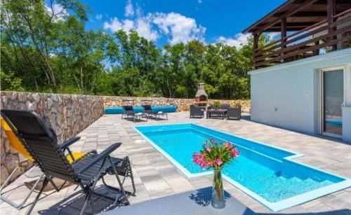 Sveti Vid Dobrinjski Villa | VILA IRENA