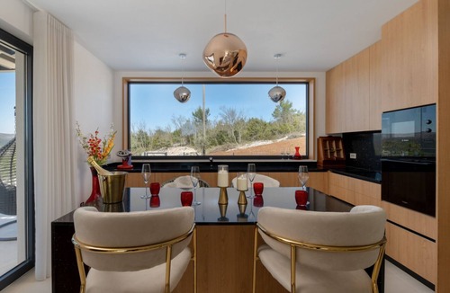Trget Villa | Vila Laguna Blu by Villas Guide