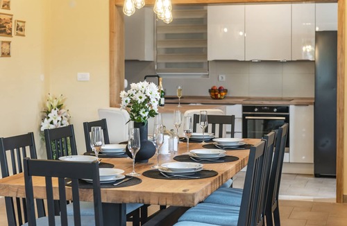 Gornji Brgat Villa | Vila Vergatum-privacy,gym,billiards,table tennis