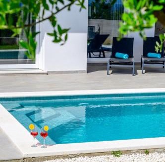 Kastel Sucurac Villa | Villa 3I
