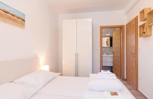 Sveti Ivan Dobrinjski Villa | Villa Adeline