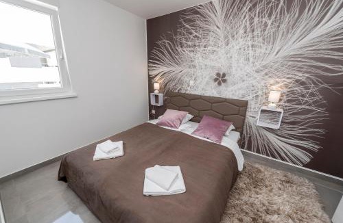 Novalja Apartment | Villa Adria 2 luxury apartment with a pool