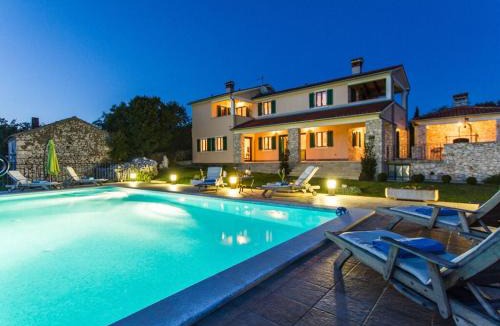 Skitaca Villa | Villa Albina Comfortable holiday residence