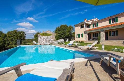 Skitaca Villa | Villa Albina Comfortable holiday residence