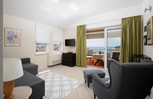 Pjescana Uvala Apartment | Villa Alexandra 1