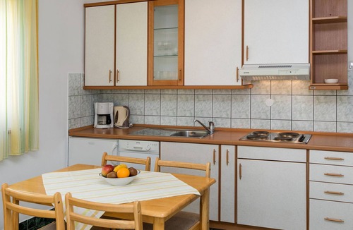 Jadranovo Apartment | Villa Anna by Interhome