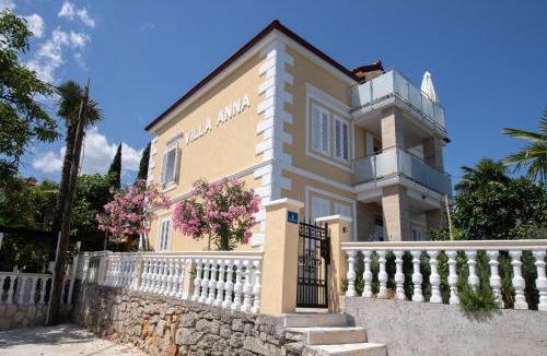 Ika Apartment | Villa Anna-potkrovlje