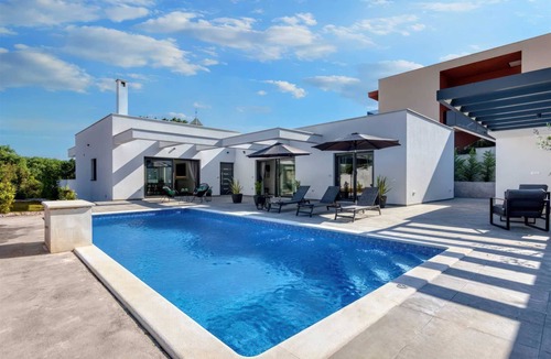 Pjescana Uvala Villa | Villa Arté M by MyWaycation