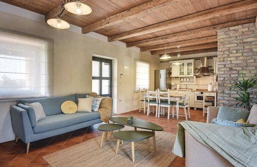 Muntic Villa | Villa Azur Comfortable holiday residence