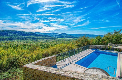 Bartolici Villa | Villa Banic Motovun by Istrabook