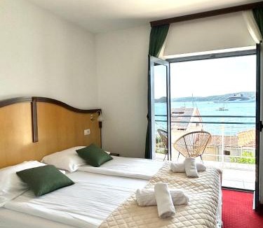 Seget Donji Hotel | Villa Bavaria Trogir
