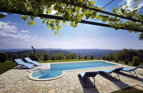 Dolenja Vas House | Villa Bella