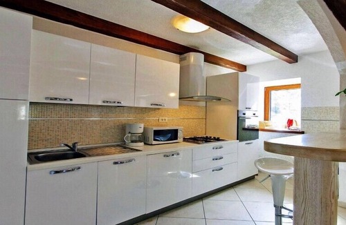 Dolenja Vas Villa | Villa Bella Vista near Ucka Nature Park