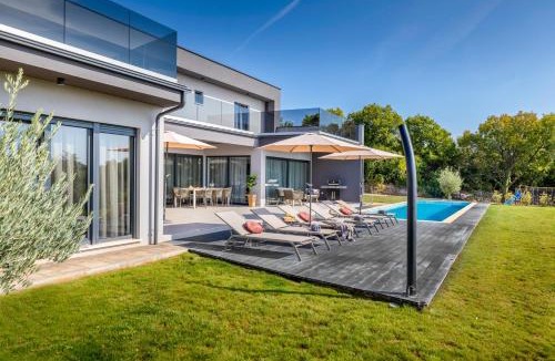 Stanisovi Villa | Villa Borealis