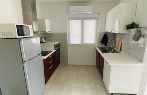 Cove Makarac (Milna) Villa | Villa Brazza - Two Bedroom Apartment 1