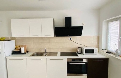 Cove Makarac (Milna) Villa | Villa Brazza - Two Bedroom Apartment 1