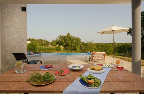 Krnica Villa | Villa Cala Sonriso for 8 people near Pula with heated pool & sea view