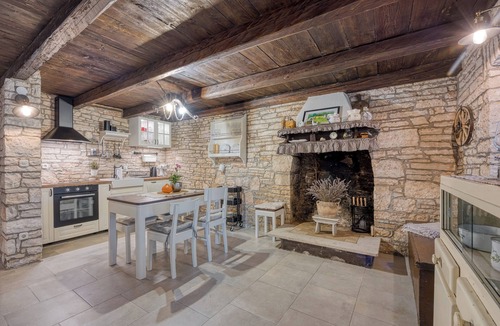 Belavici House | Villa Capadinka with Whirlpool, Barban, Croatia