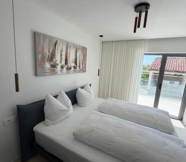 Marusici Apartment | Villa Čapula - Modern Apartment with Sea View and Parking, Marušići