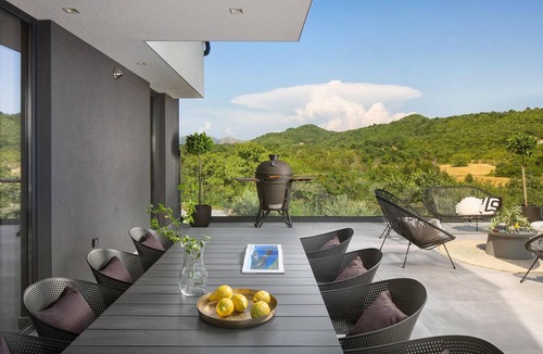 Labin House | Villa Carbon Residence