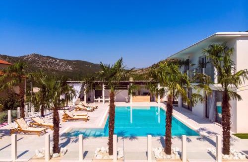 Gata Villa | Villa Caribic with 72sqm private pool, whirlpool, sauna, outdoor lounge area
