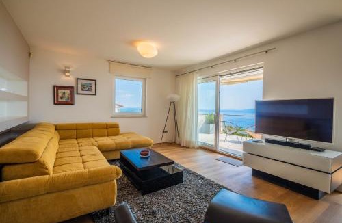 Kostrena Villa | Villa Cerović Luxury Privacy Pet Friendly