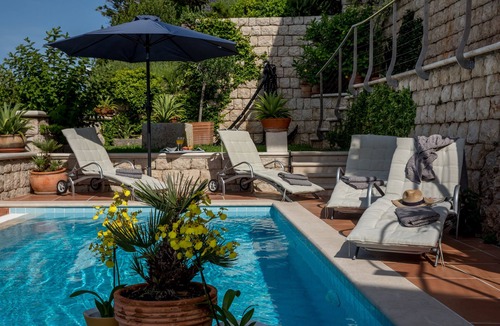 Dubrovnik House | Villa close to downtown Dubrovnik with a private pool and great views