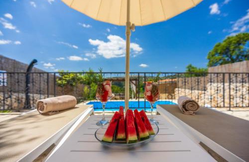 Bribir Villa | Villa Cocoon - Vacation Home with Heated Pool & Garden