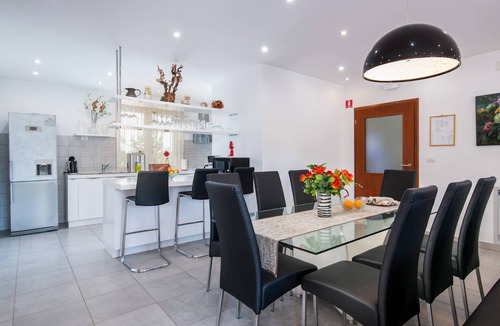 Bratulici Villa | Villa Delle Rondini with private pool