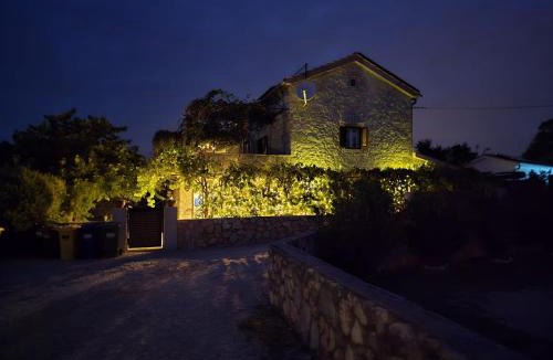 Pinezici House | Villa Diny with Pool