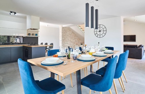 Kastel House | Villa Dolcea - Elegant and stylish with a pool