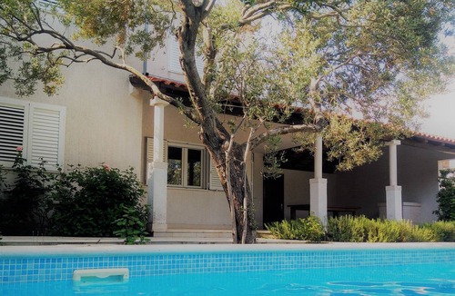 Okrug Gornji Hotel | Villa Donadini