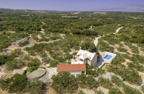Praznica Villa | Villa Dubrava in Pučišća - Haus für 5-7 Personen