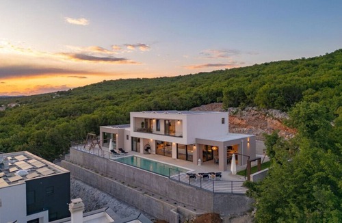 Kostrena Villa | Villa Dujma by Villas Guide