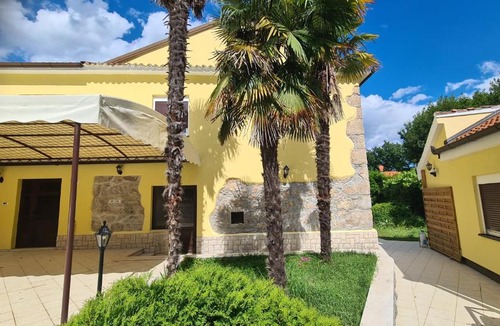 Pobri Villa | Villa Ella - Mediterranean stone house