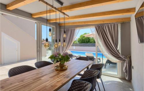 Becici House | Villa Emilia